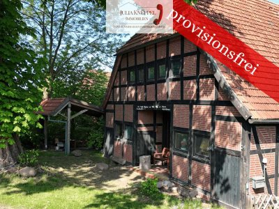 Fachwerk mit Liebe zum Detail – Resthof mit Scheune in Bruchhöfen