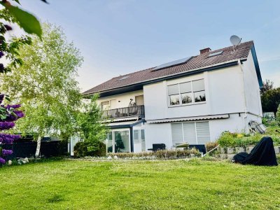 Einfamilienhaus mit Einliegerwohnung in Biebelried