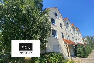 Frisch Saniert inkl. 2x PKW-Stellplätze, Einbauküche & Balkon