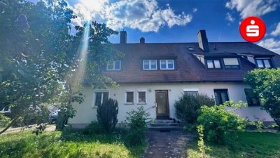 Große Doppelhaushälfte in Nürnberg-Falkenheim
