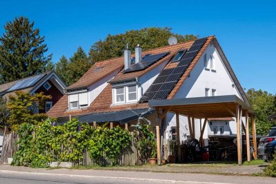 NATURNAHES FAMILIENPARADIES! Liebevoll modernisierte Doppelhaushälfte mit modernem Energiekonzept
