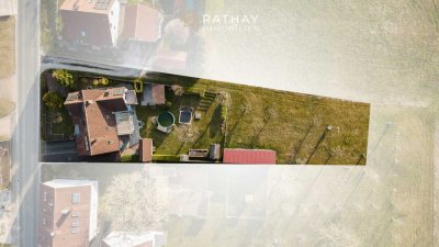 RESERVIERT: Naturnahes Wohnen mit weitläufigem Grundstück und Weitblick