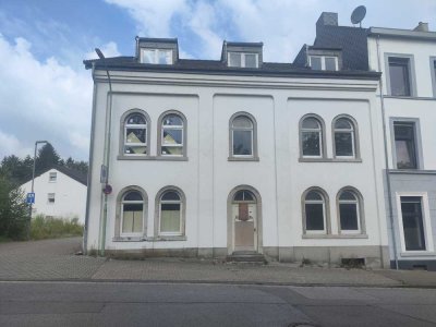 Mehrfamilienhaus-Schnäppchen in Stolberg. Keine Provision