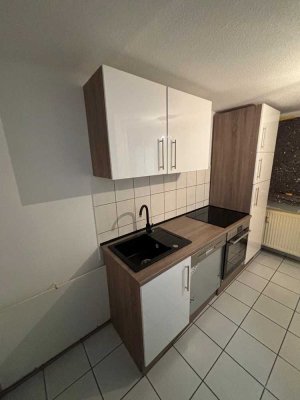 Charmante und helle 1-Zimmer-Wohnung mit großer Terrasse im Zentrum von Korb
