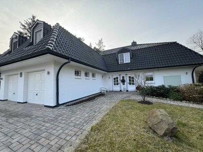 Einfamilienhaus mit Einliegerwohnung und Luxusausbau in Geesthacht