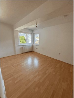 Schwaz: Zentrale 2-Zimmer-Wohnung zu vermieten