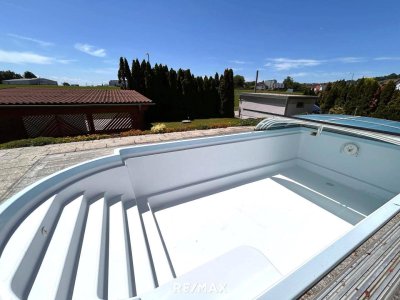 TOP Gepflegtes Ein oder Zweifamilienhaus mit Pool in TOP LAGE