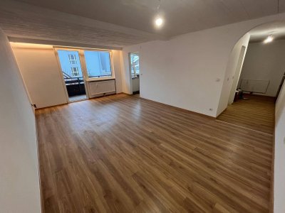 Neue 2-Zimmer Wohnung mit Balkon und Tiefgarage