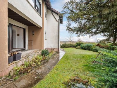 Viel Platz für Ihre Ideen: Ein-/Zweifamilienhaus in Werneck -OT Vasbühl