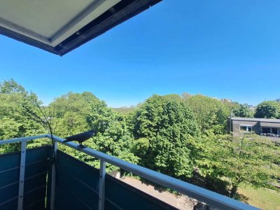 3 ZKB-Wohnung mit Balkon ab sofort