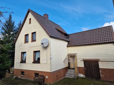 Im Ortsteil der Kurstadt Bad Lauterberg  wird zum kauf ein/Einfamilienhaus angeboten.