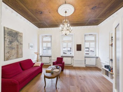 Saniertes Altbau-Juwel im Herzen der Mannheimer Quadrate