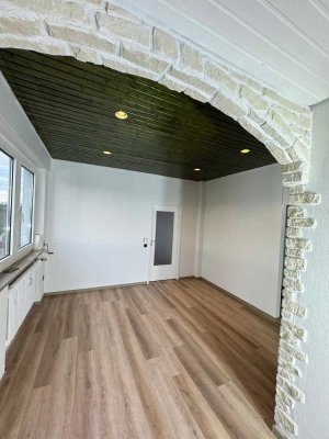 3,5-Zimmer-Penthouse-Wohnung