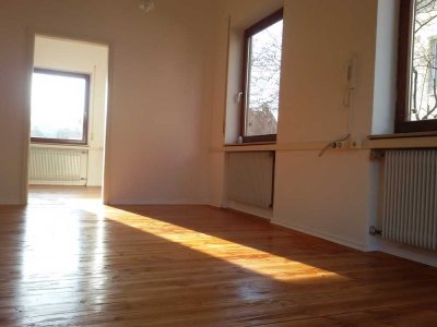 Helle 1,5-Zimmer-Wohnung in Renningen-Malmsheim zu vermieten
