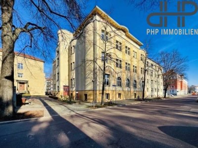 Hochwertige Altbauwohnung in exklusiver Lage von Magdeburg - stilvoll und elegant