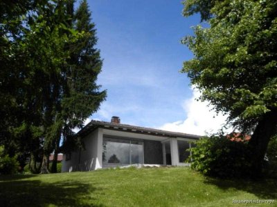 Schöner Landhausbungalow in Toplage von Sindelfingen - Bungalow in Prime Location - from July 1