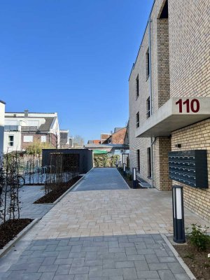 Erstbezug Neubau: Schicke 1-Zimmer Wohnung im 1. OG mit Balkon