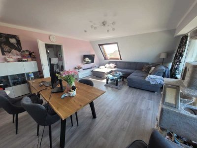 Freundliche 2-Zimmer-Wohnung mit Einbauküche und Balkon in 23570, Lübeck