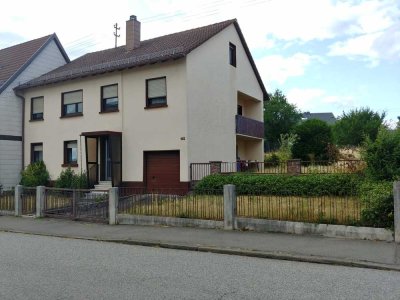 PROVISIONSFREI: Preiswertes, gepflegtes 5-Zimmer-Haus in Pirmasens-Winzeln