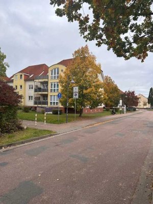 Moderne, kernsanierte 1-Zimmer Dachgeschosswohnung inkl. Einbauküche
