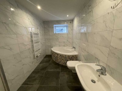3-Zimmer-Reihenmittelhaus mit ca. 76 m² Wohnfläche und Bad mit Dusche & Wanne in Niemegk