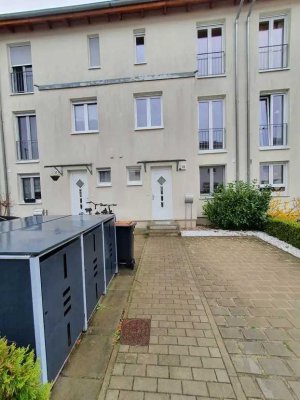 Freundliches RMH mit EBK in Falkensee direkt an der Berliner Stadtgrenze