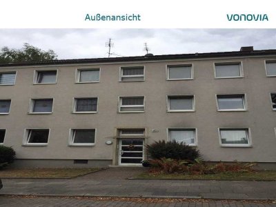 Jetzt zugreifen - günstige, renovierte 2 Zimmer Wohnung mit großer Wohnküche