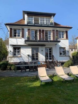 Harmonisch und zeitlos!
Stilvolle Stadtvilla in Toplage Fulda-citynah