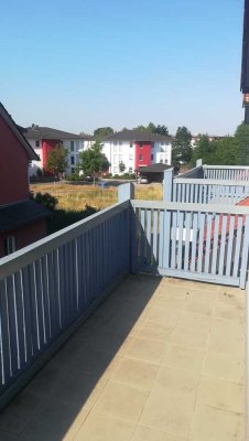 gemütliche 2  ZKB , Balkon, Einbauküche,  Keller,