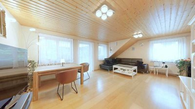 Maisonette mit neuer Wärmepumpe, zwei Balkonen & Stellplätzen