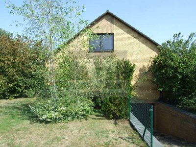 ***Solides und modernisiertes Einfamilienwohnhaus mit 5 Zimmern, effizienter Wärmepumpe und einer op