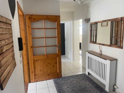 2-Zimmer inkl. Kfz-Stellplatz und Terrasse in ruhiger Lage