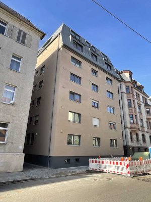 Zweitbezug nach Neubau mit EBK: stilvolle 2-Zimmer-Wohnung in Ulm