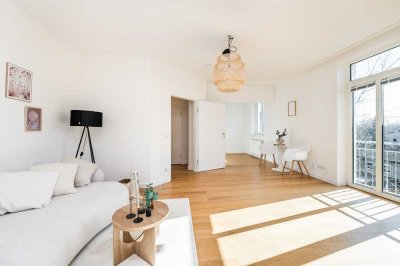 Schöne, helle 2 Zimmerwohnung- Aufzug, ruhige Lage, barrierearmes Apartment! BEZUGSFREI!