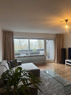Gepflegte 2- Zimmer und 1-Zimmer Dachgeschosswohnung mit Balkon in zentraler Lage  von M'Gladb