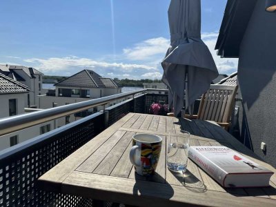 2 Zimmer, möbliert für 18 Monate, modern, Dachgeschoss, Balkon, Warnowblick, Gehlsdorf