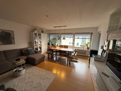 Helle 3-Zimmer Wohnung mit Balkon im 1. OG in Stuttgart-Möhringen