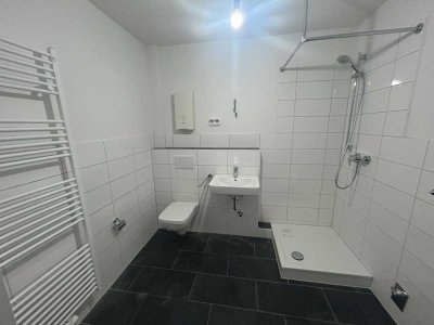 Geräumige 2,5-Zimmer-Wohnung mit renoviertem Bad (WBS)