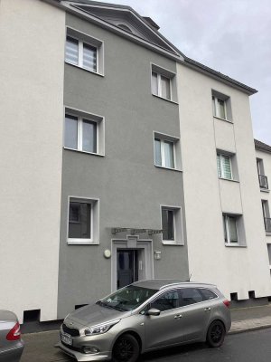 Willkommen Zuhause: ansprechende 2 Zimmer-Wohnung mit großem Essbereich und großem Balkon