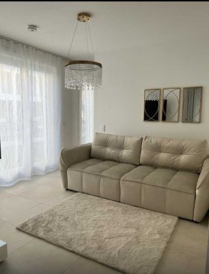 1,5-Raum-Erdgeschosswohnung mit geh. Innenausstattung mit Balkon und EBK