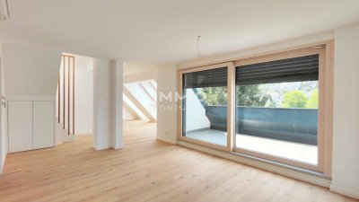Wohnen auf höchstem Niveau – Einzigartige Dachgeschossresidenz mit Dachterrasse und Panoramablick