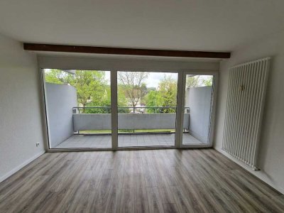 Helles 1-Zimmer-Apartment mit großem Balkon nähe Universität Saarbrücken