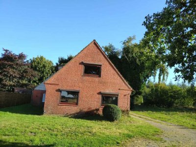Gepflegtes Einfamilienhaus mit Garage in Leck
