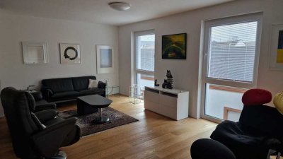 Exklusive 3,5-Zimmer-Wohnung mit gehobener Ausstattung und Balkon und EBK in Kaiserslautern