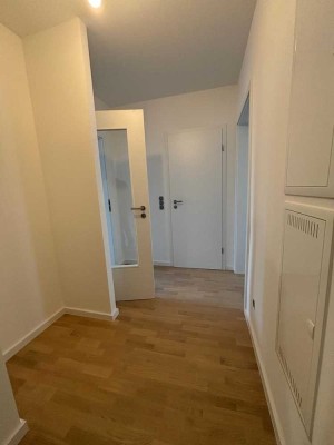 kernsanierte 2 Zimmer Whg mit Balkon