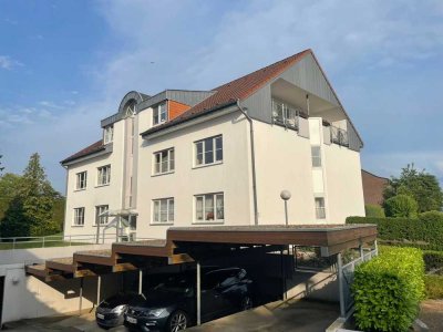 Oberforstbach - Gemütliche Dachgeschosswohnung mit Balkon und Carport Stellplatz