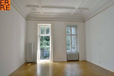 VOTIVKIRCHE: Repräsentative Herrschaftswohnung in topsaniertem Gründerzeithaus