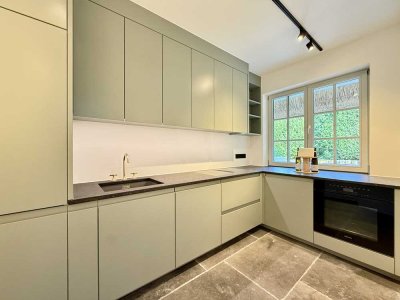 KEITUM AUF SYLT: Im modernen Stil sanierte Haushälfte mit Garage - Erstbezug