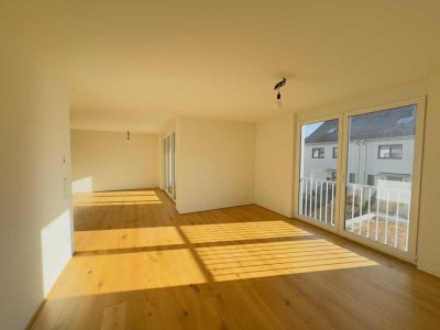 Willkommen in Ihrem neuen Zuhause – Leben mit Weitblick und Wärme | Sofort frei!