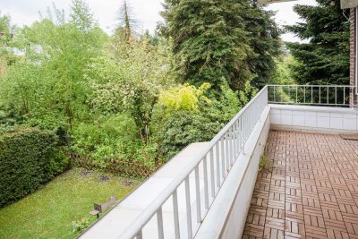 Ruhige - helle - 3,5 Zimmer Wohnung - 2 Balkone - EBK - Keller und kleine TG